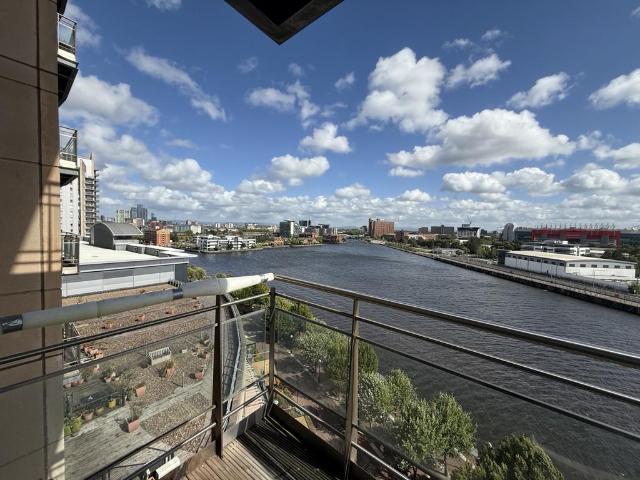 Apartment for rent in Salford Quays, Salford