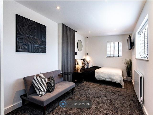 Room for rent in Attenborough, East Midlands
