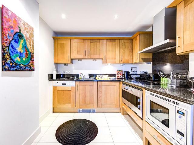 Apartment for rent in Imperial Wharf, Greater London