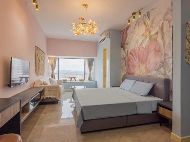 Serviced Residence for sale in Malaka
