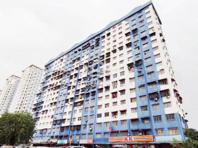Apartment for sale in Petaling, Damansara Damai