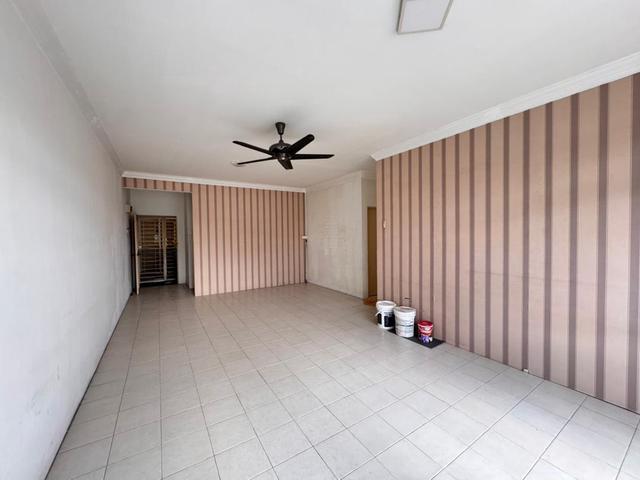 Apartment for sale in Kajang, Langat