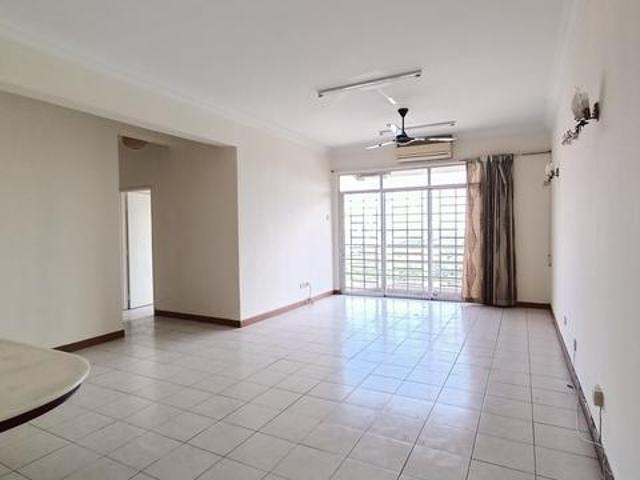 Condominium for sale in Petaling, Subang Jaya