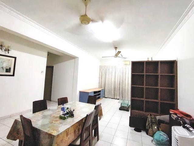 Condominium for sale in Petaling, Subang Jaya