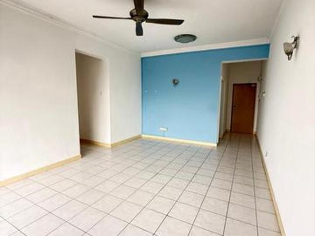 Condominium for sale in Petaling, Subang Jaya