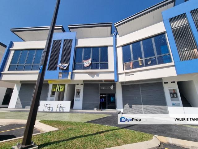 Shop for rent in Alam Impian, Selangor