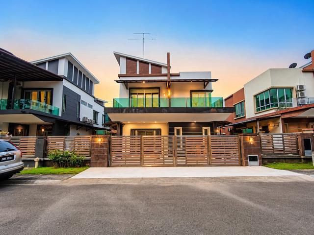 Bungalow for sale in Kluang, Johor