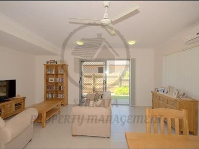 Townhouse for rent in Toombul, Queensland