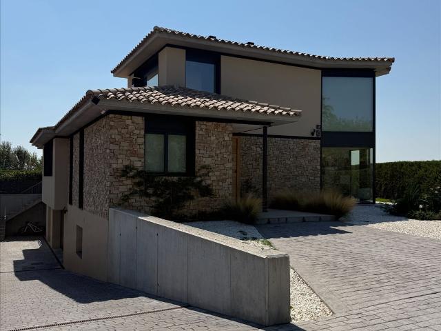 Casa en venta en Alt Empordà, Catalunya