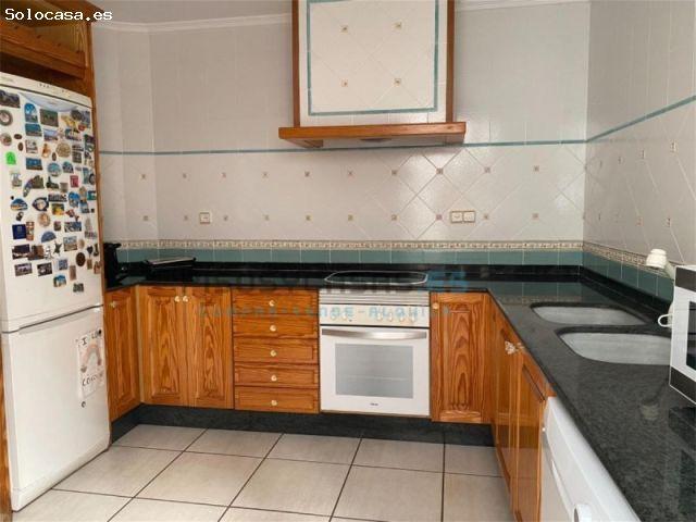 Casa en venta en La Hoya de Buñol, Valencia