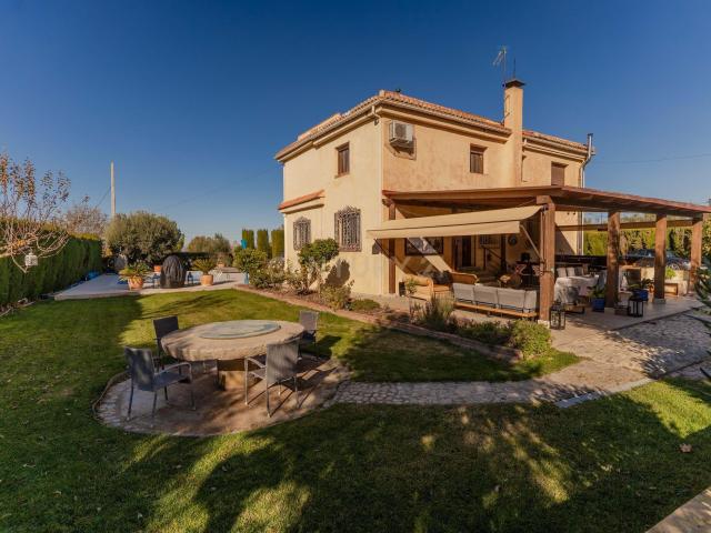 Casa en venta en Santa Marta, Comarca de la Vega de Granada