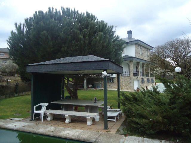 Casa en venta en Sobrado do Bispo, Ourense