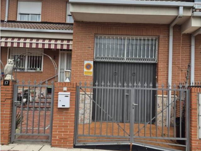 Casa en venta en Parla, Madrid