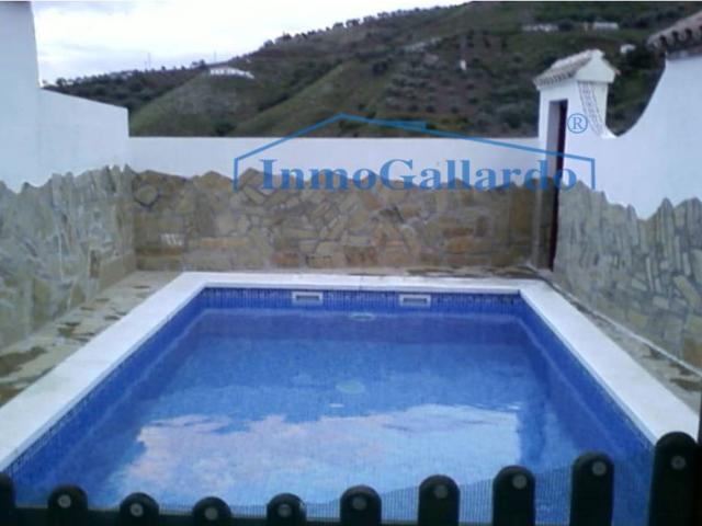 Villa en venta en Cútar