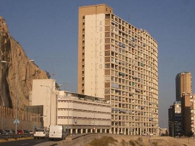 Piso en alquiler en Alicante, les Carolines Altes