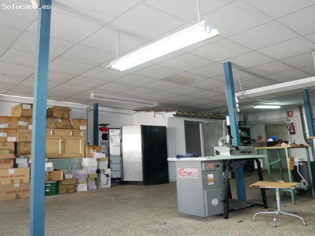 Local Comercial en venta en Centros comerciales, el Vinalopó Mitjà / El Vinalopó Medio