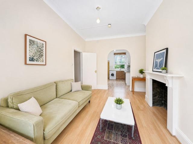Apartment for rent in Fulham, Greater London