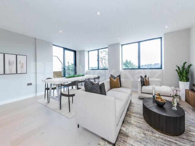 Apartment for rent in Ferme Park, Greater London