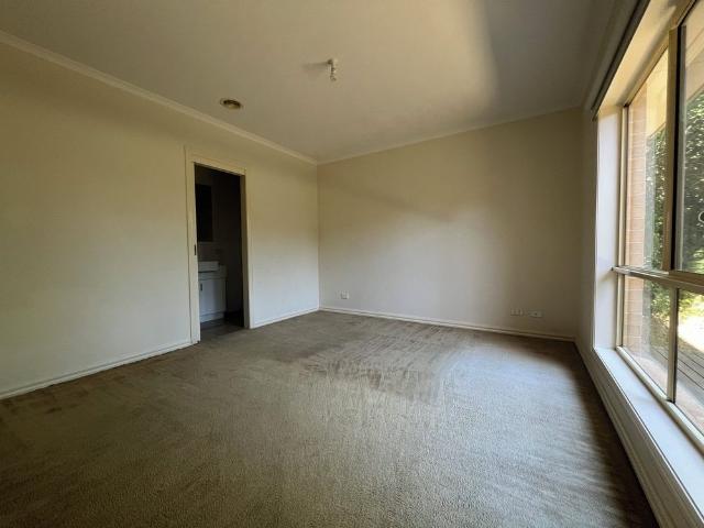 Townhouse for rent in Camerons Creek, Victoria