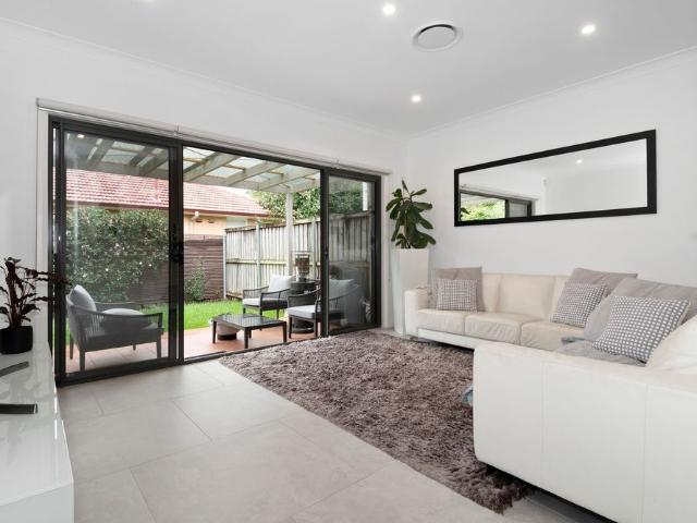 Townhouse for rent in Marsfield, Sydney
