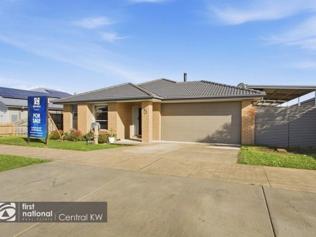 House for sale in Yinnar, Victoria