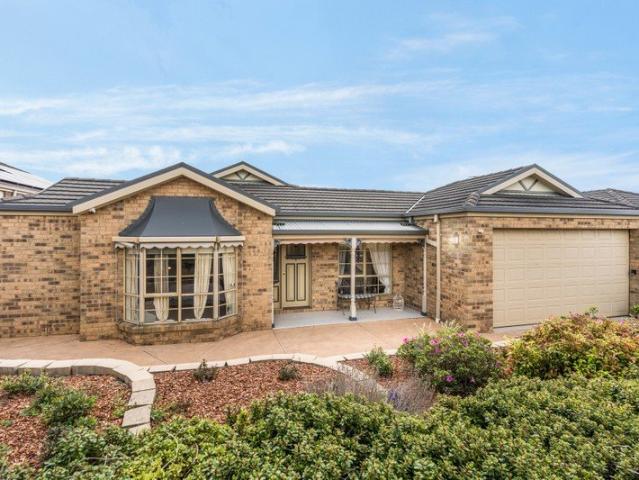 House for sale in Waurn Ponds, Geelong