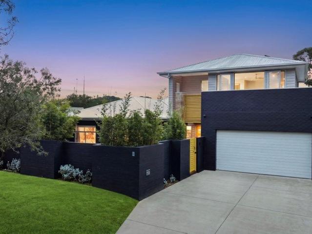 House for sale in Bateau Bay, New South Wales