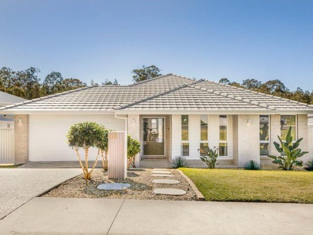 House for sale in Lake Cathie, New South Wales
