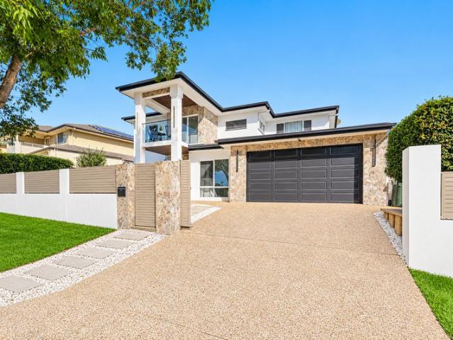 House for sale in Eight Mile Plains, Greater Brisbane