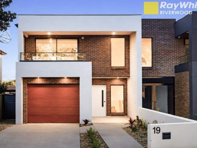 Duplex for rent in Sydney, New South Wales