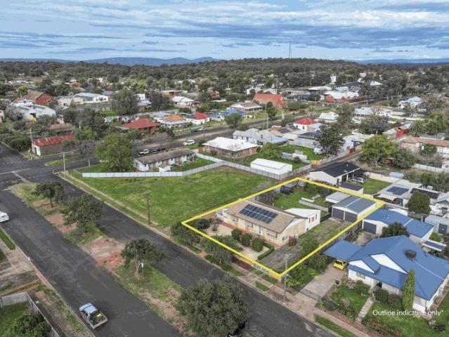 House for sale in Peak Hill, New South Wales