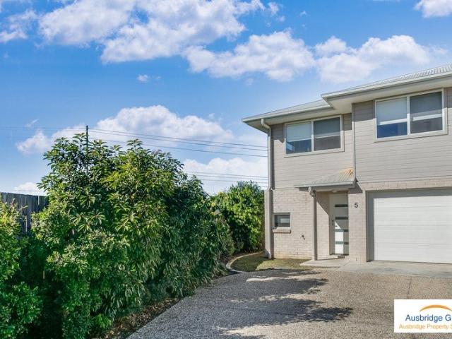 Townhouse for rent in Toombul, Queensland