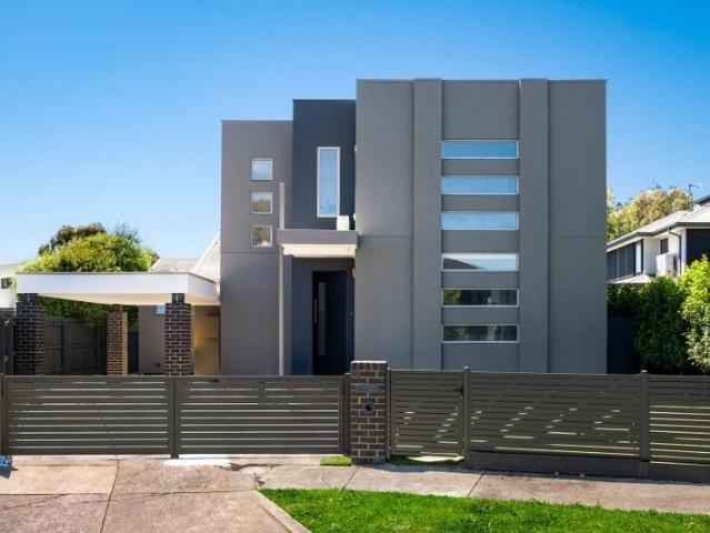 House for sale in Heidelberg West, Melbourne