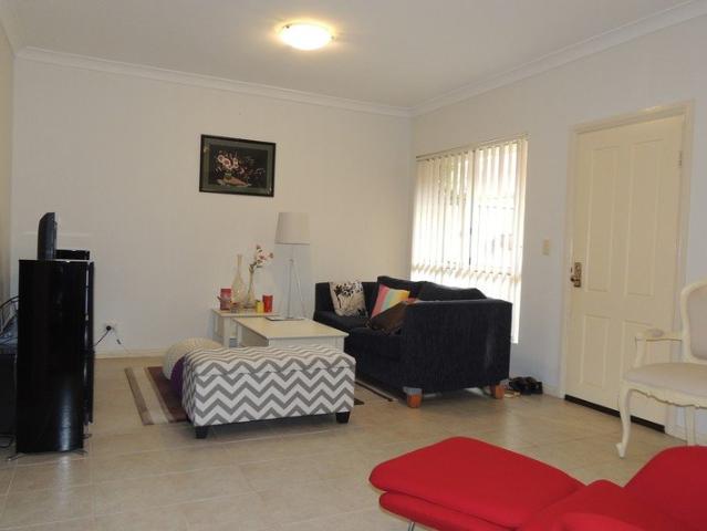 Townhouse for rent in Sydney, New South Wales