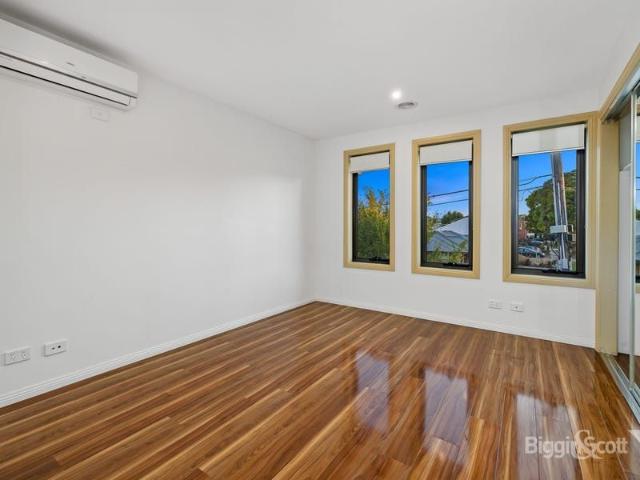Townhouse for rent in Camerons Creek, Victoria