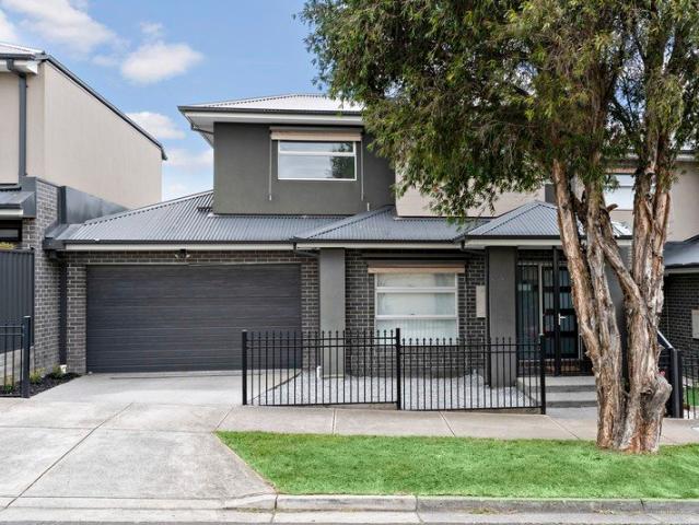 House for rent in Glenroy, Melbourne