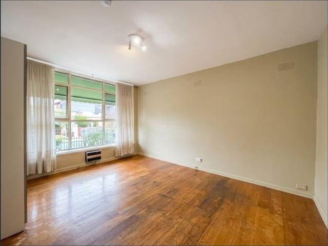 Granny Flat for rent in Camerons Creek, Victoria