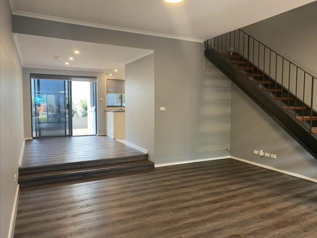 Townhouse for rent in Sydney, New South Wales