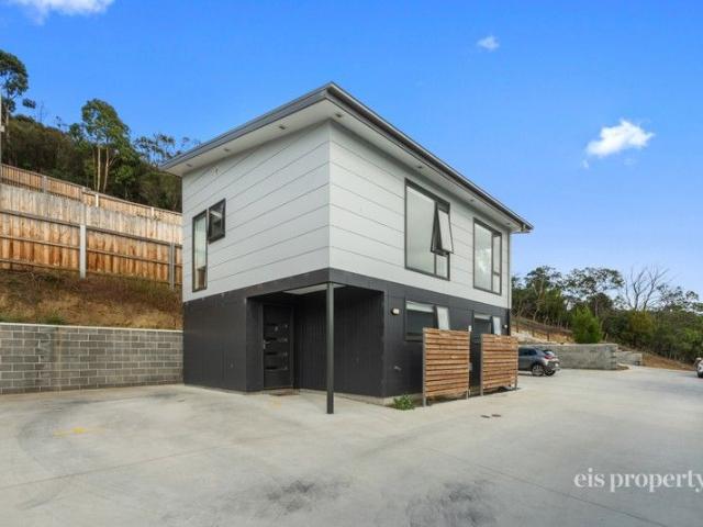 House for sale in Claremont