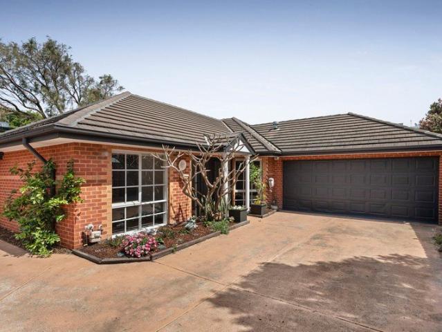 Townhouse for rent in Camerons Creek, Victoria