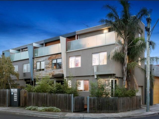 Townhouse for rent in Camerons Creek, Victoria