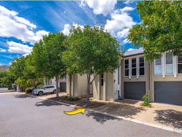Apartment for sale in Frenchville, Rockhampton