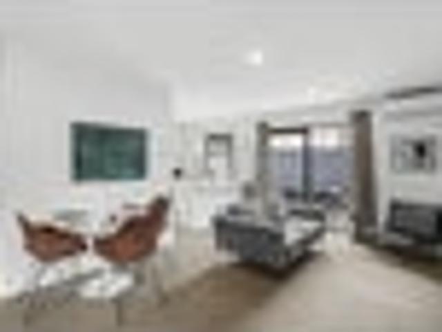 Townhouse for sale in Heathcote, Canterbury