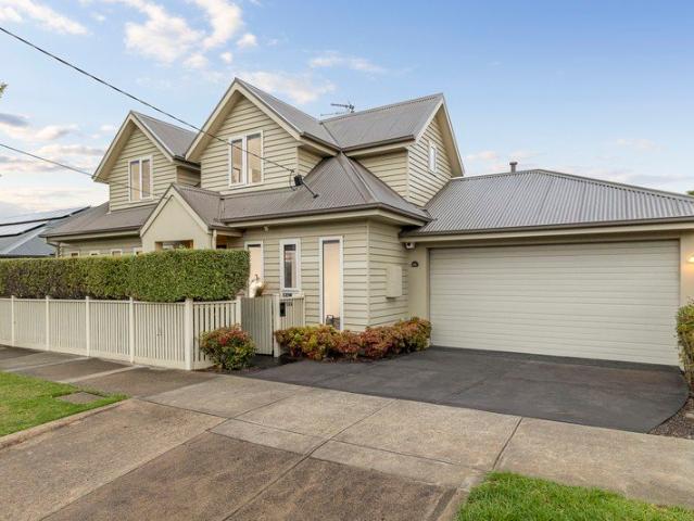 Townhouse for sale in Camerons Creek, Victoria