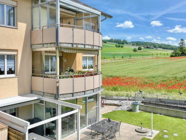 Wohnung kaufen in Oberrohrdorf, Aargau