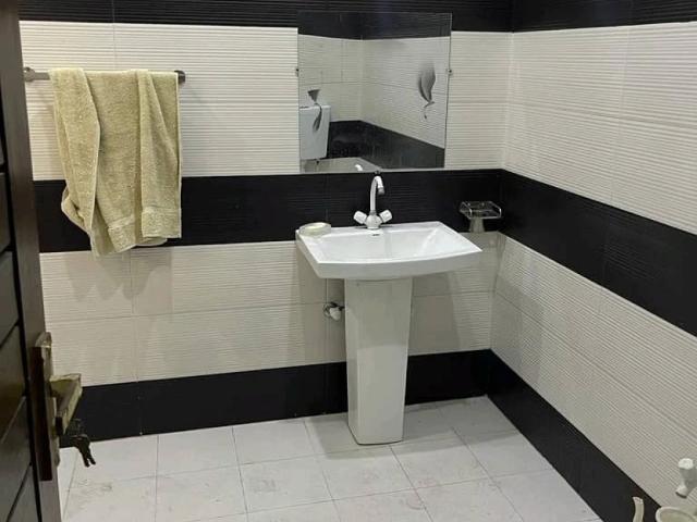 House for sale in Faisalabad, Islamabad Capital Territory