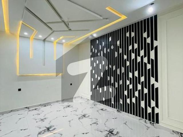 House for sale in Faisalabad, Islamabad Capital Territory