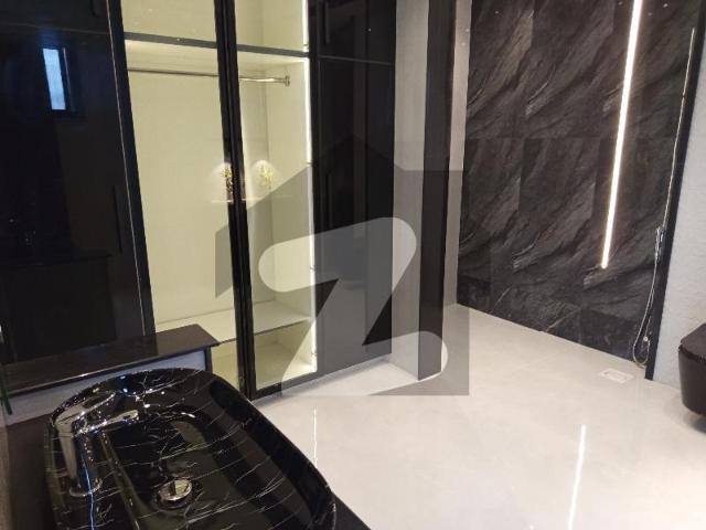 House for sale in Faisalabad, Islamabad Capital Territory