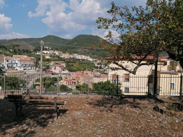 Terreno in vendita a Cava De' Tirreni, Campania
