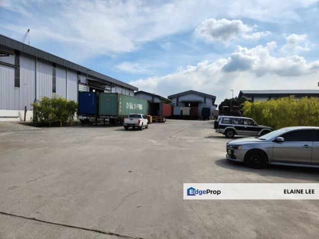 Warehouse for rent in Petaling, Alam Impian